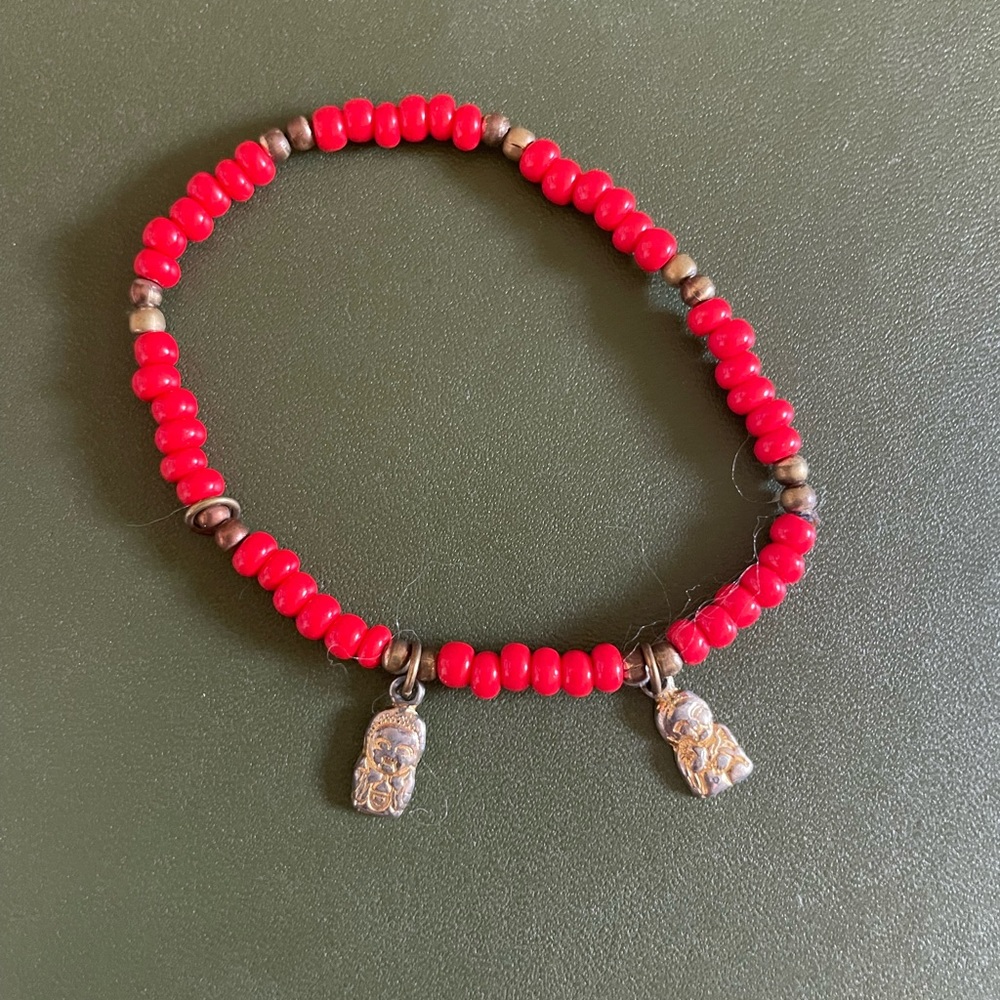 GORGEOUS RED STACKING BEADED BRACELET